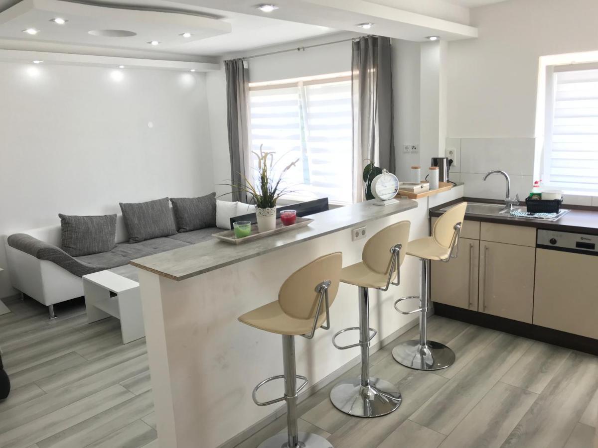 Aparts House - Balkon-Wifi-Kitchen Essen Zewnętrze zdjęcie