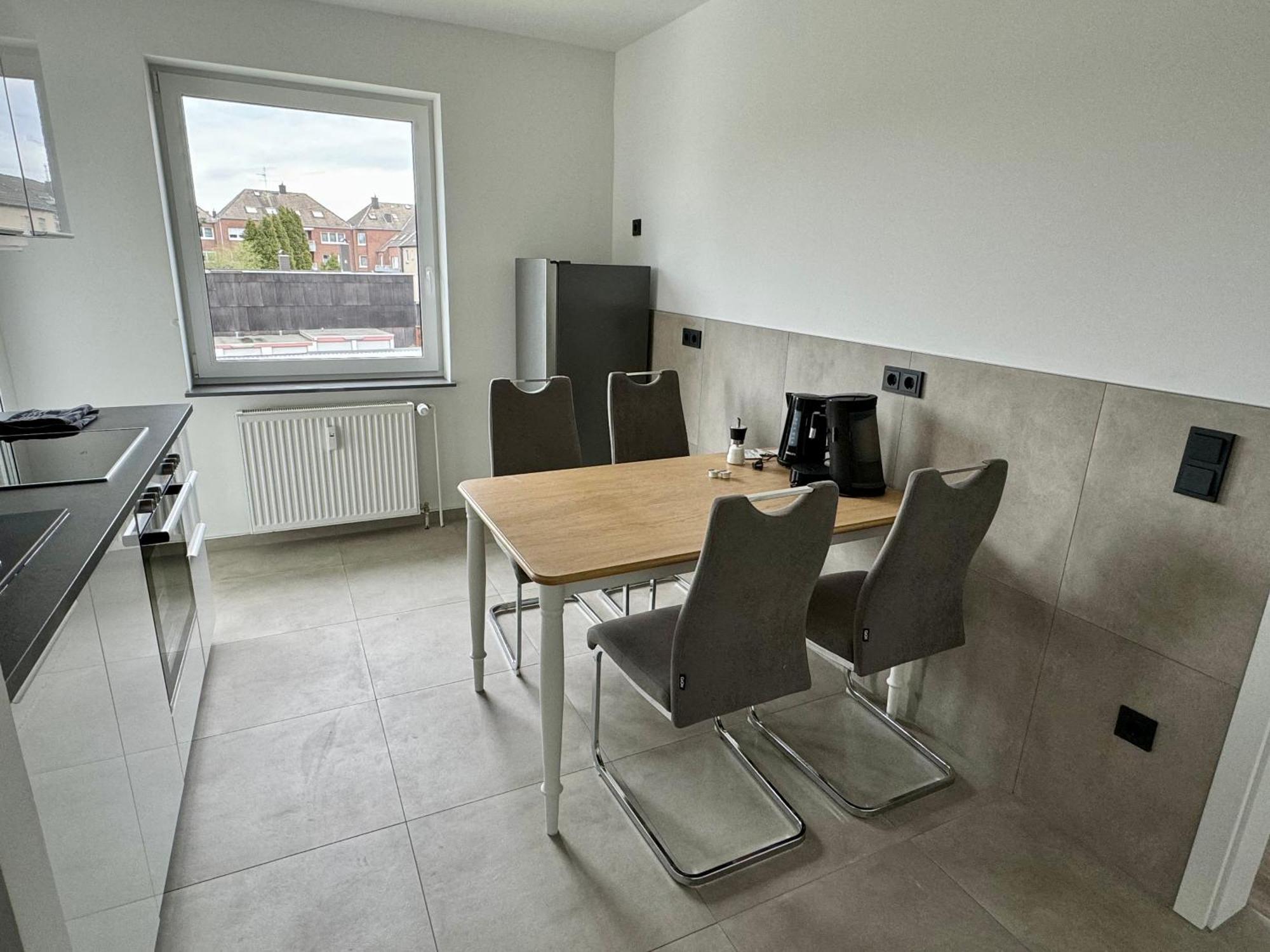 Aparts House - Balkon-Wifi-Kitchen Essen Zewnętrze zdjęcie