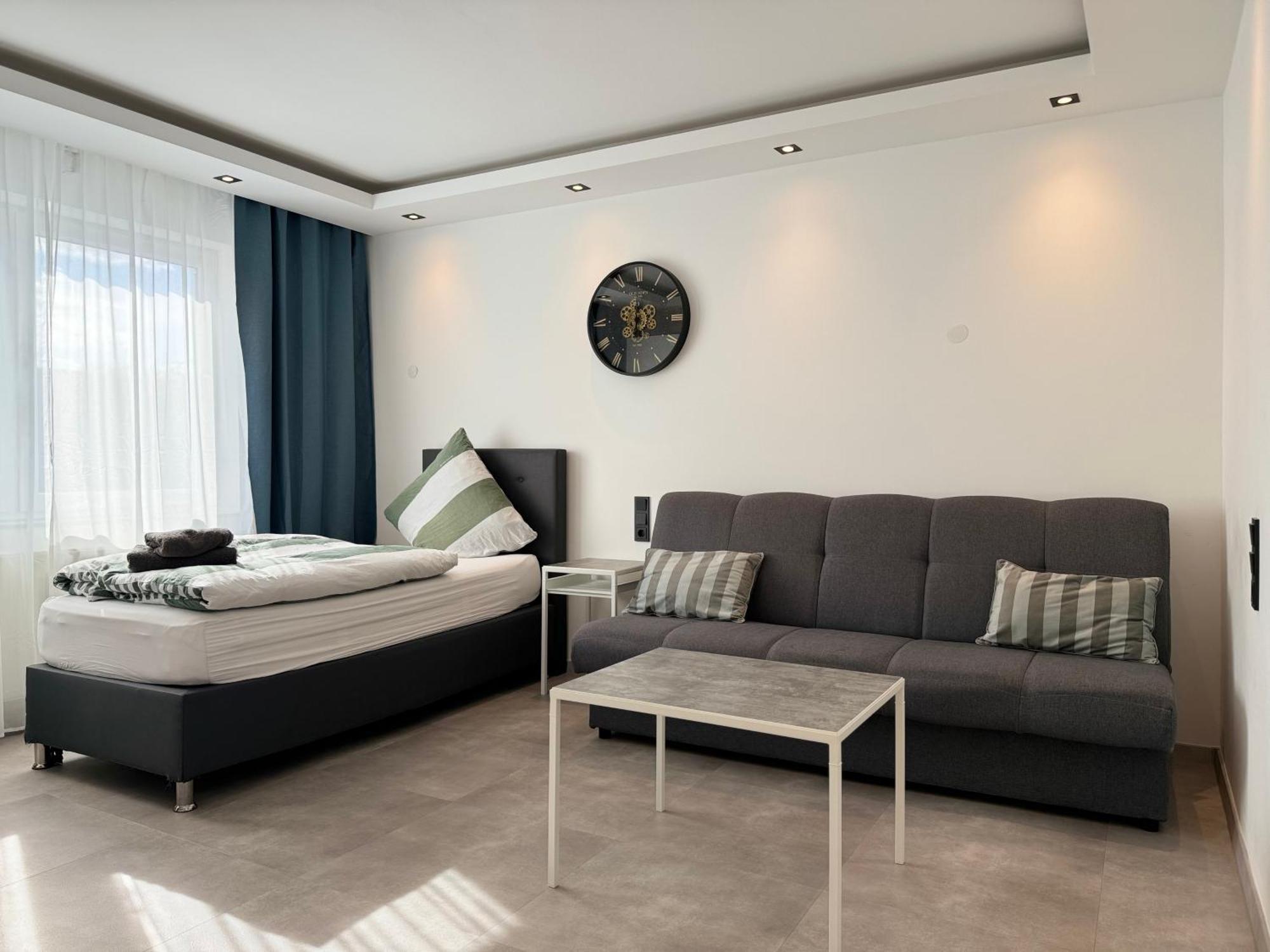 Aparts House - Balkon-Wifi-Kitchen Essen Zewnętrze zdjęcie